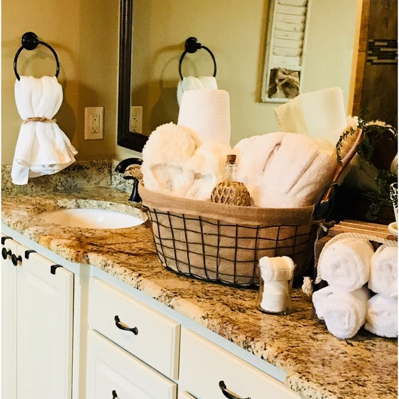 Meet your Posher, Lenora - Picture 11 of 12